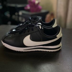 Nike Cortez